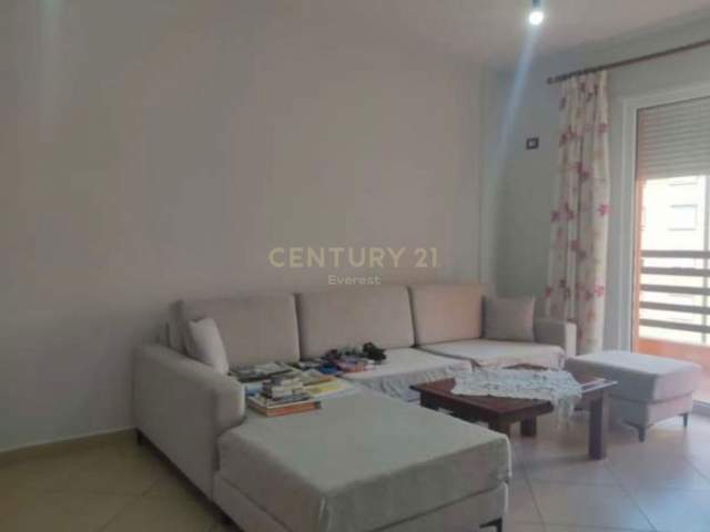 KOMPLEKSI XHURA ,SHITET APARTAMENT 1+1! Kati 4, 67 m² 77.000 Euro
