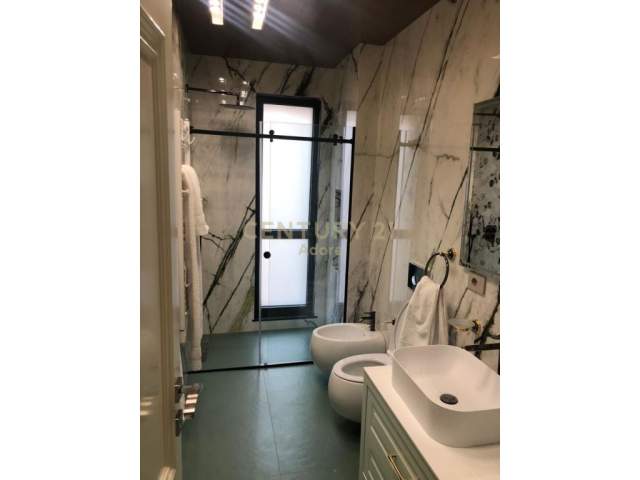Tirane, jap me qera apartament 1+1+BLK Kati 4, 71 m² 600 Euro (pazari ri)