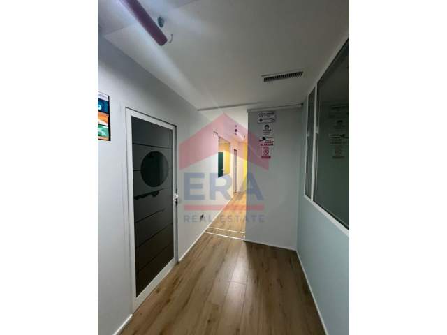 📌Tirane, jepet me qera ambjent biznesi Kati 2, 280 m² 4500 Euro