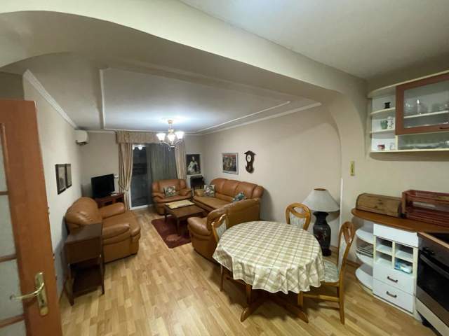 Tirane, jepet me qera apartament 2+1 Kati 2, 80 m² 400 Euro (Don Bosko)