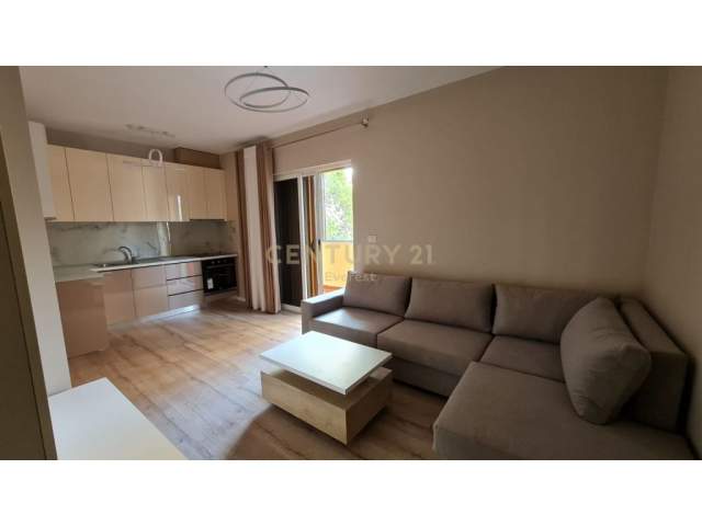 Tirane, shitet apartament 1+1+BLK Kati 1, 67 m² 97.000 Euro (Komuna e Parisit)