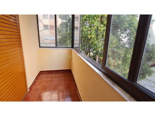 Tirane, shes apartament 1+1 Kati 2, 67 m² 97.000 Euro (Komuna Parisit)