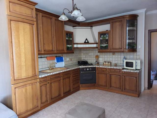Tirane, jepet me qera apartament 2+1+BLK Kati 6, 90 m² 480 Euro (Bulevardi Zhan Dark)
