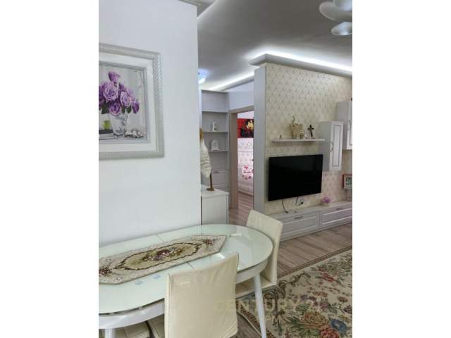 Tirane, jepet me qera apartament 2+1 Kati 3, 75 m² 600 Euro (Komuna Parisit)