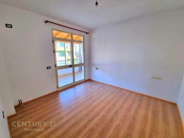 Tirane, shes apartament 2+1+BLK Kati 6, 109 m² 75.000 Euro (Vila L)