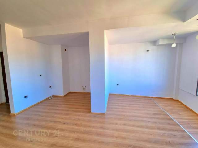 Tirane, shes apartament 2+1+BLK Kati 6, 109 m² 75.000 Euro (Vila L)