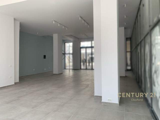 Tirane, jepet me qera ambjent biznesi Kati 0, 160 m² 1.800 Euro (Rruga e Kavajes)