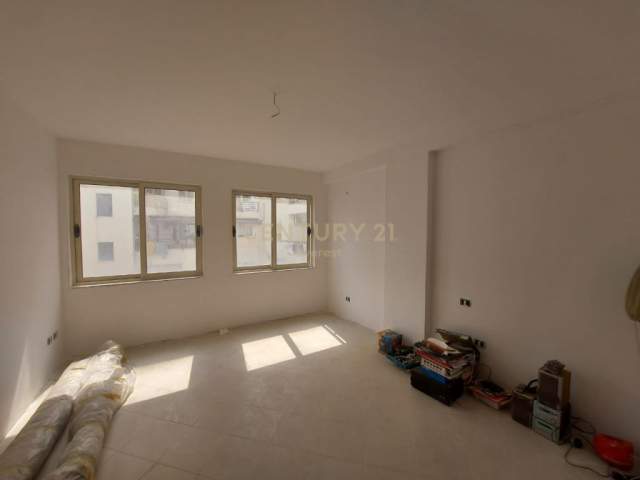 YZBERISH, SHITET APARTAMENT 2+1, Kati 1, 101 m² 85.000 Euro