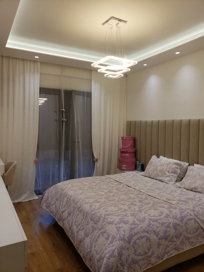 Tirane, shitet apartament 2+1+Aneks+Ballkon Kati 1, 118 m² 250.000 € (Kompleksi Oazis Astir)