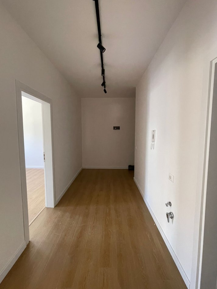 Durres, shitet apartament 2+1+Ballkon Kati 5, 95 m² 220.000 € 
