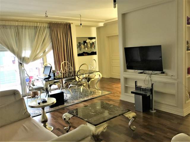 Shqiperi, shitet apartament 171 m² 650000 euro .