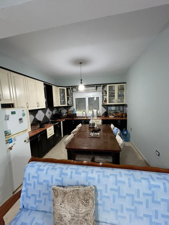 Tirane, jepet me qera apartament 2 Katshe Kati 1, 150 m² 500 € (Vore)