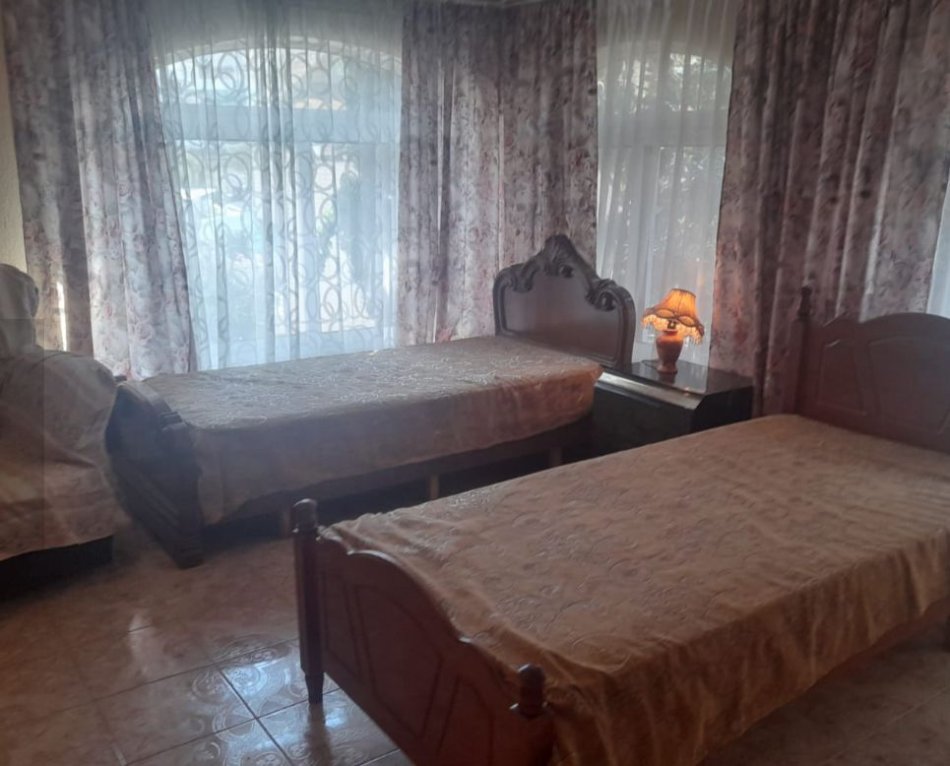 Tirane, jepet me qera apartament 2+1 Kati 3, 135 m² 550 € (Komuna e parisit)