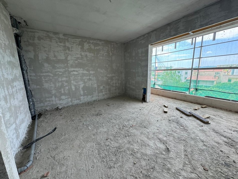 Tirane, shitet apartament 3+1+Aneks+Ballkon, Kati 3, 128 m2 192000€ (Bulevardi i Ri)