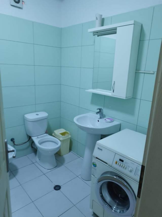 Tirane, jepet me qera apartament 2+1 Kati 7, 78 m² 35.000 Leke (Yzberisht)