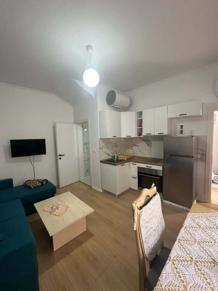 Durres, jepet me qera shtepi 1+1 Kati 1, 60 m² 330 € (Muzeumi)