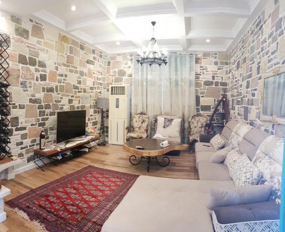 Tirane, shitet apartament 2+1 Kati 1, 162 m² 190.000 € (Ndroq)