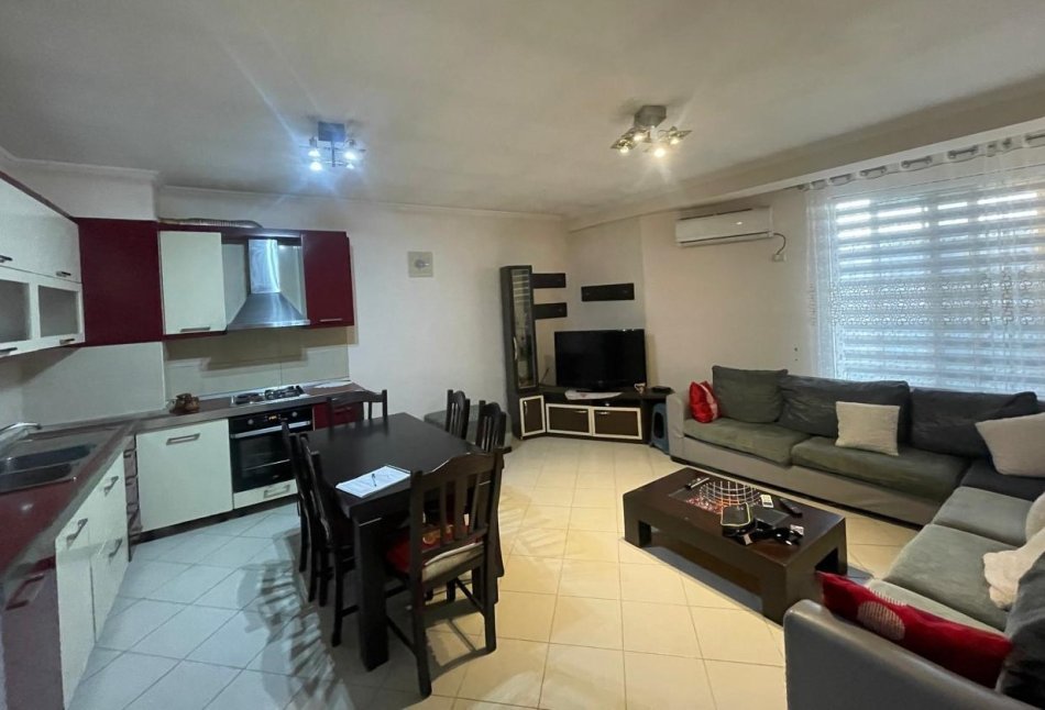 Tirane, shitet apartament 2+1 Kati 6, 99 m² 125.000 € (YZBERISHT)