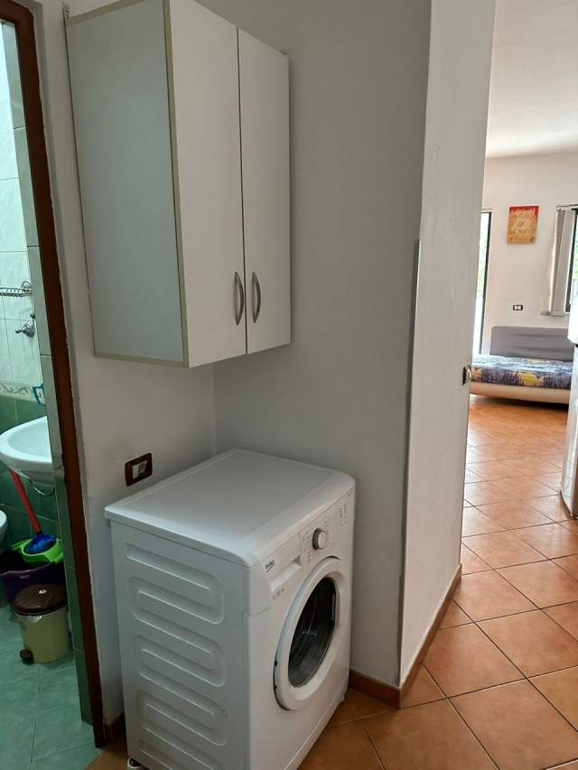 Tirane, jepet me qera garsonier 1+1 Kati 2, 43 m² 29.000 Leke (pas Universitetit Mesdhetar)