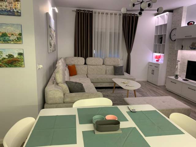 Tirane, jepet me qera apartament 2+1+BLK Kati 3, 80 m² 620 Euro (Blv Zogu i Pare)