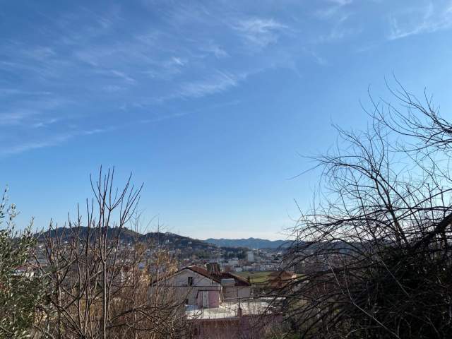 Tirane, shitet 600 m² 150.000 Euro