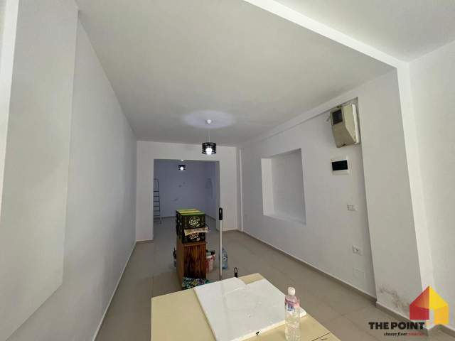 Tirane, shitet zyre Kati 0, 43 m² 3.000 Euro/m2 (Rruga Vangjush Furxhi)