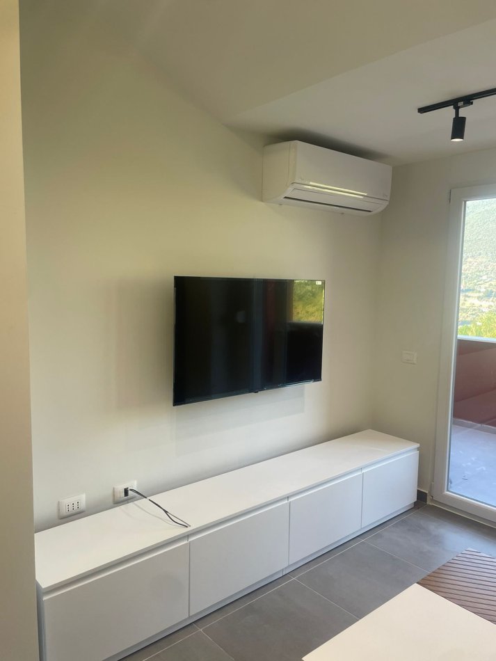 Tirane, jepet me qera apartament 1+1 Kati 5, 67 m² 500 € (Fresk)