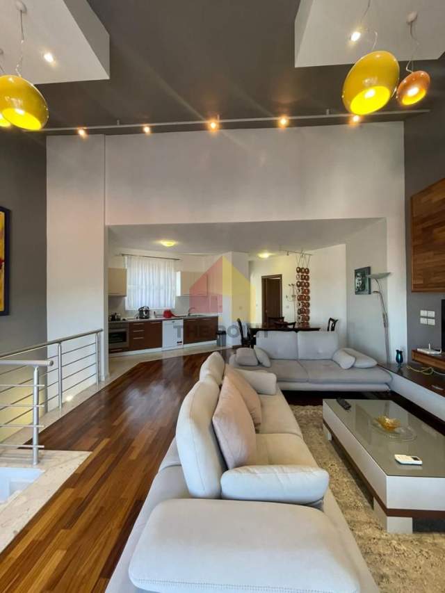 Tirane, jepet me qera apartament duplex Dublex Kati 2, 850 m² 850 Euro (Kodra e Diellit)