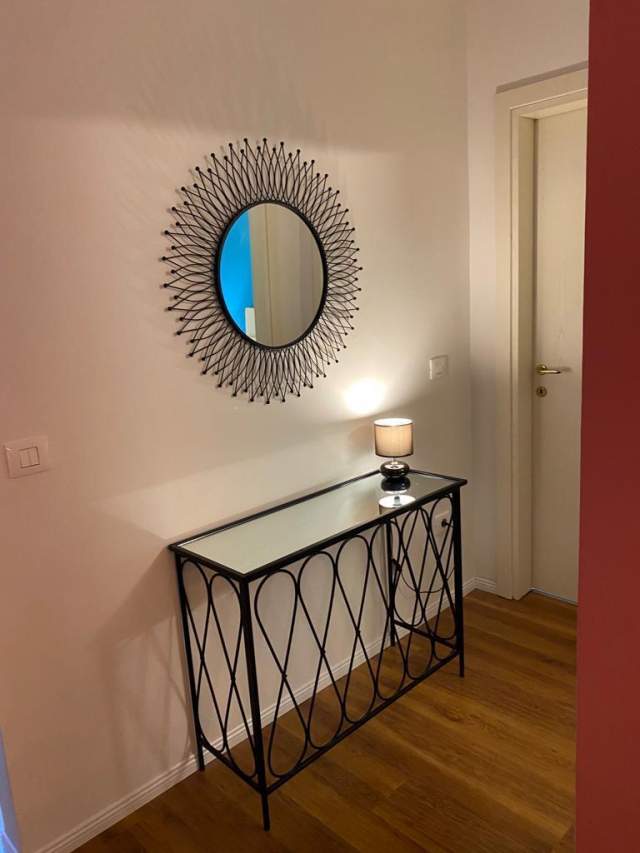 Tirane, jepet me qera apartament 1+1+A+BLK Kati 2, 72 m² 650 Euro (delijorgji)