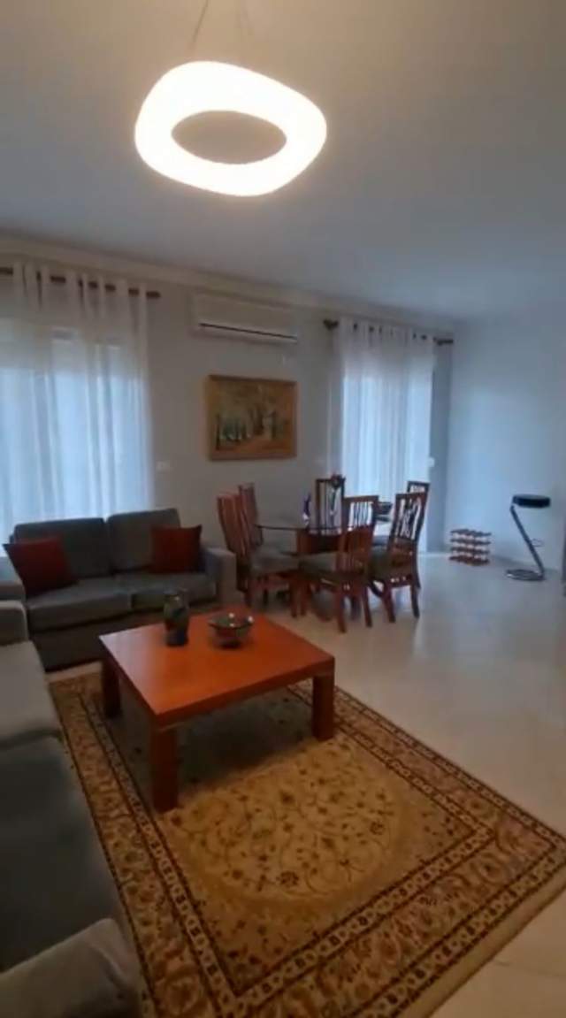 Tirane, jepet me qera apartament 2+1+BLK Kati 6, 100 m² 750 Euro (Prane Gjykates se Larte)