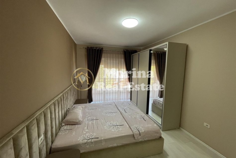 Tirane, jepet me qera apartament 3+1 Kati 2, 187 m² 1.300 € (Liqeni i Thate)