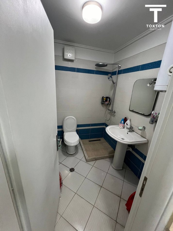SHITET, APARTAMENT 1+1, KODRA E DIELLIT, TIRANË,TT 766