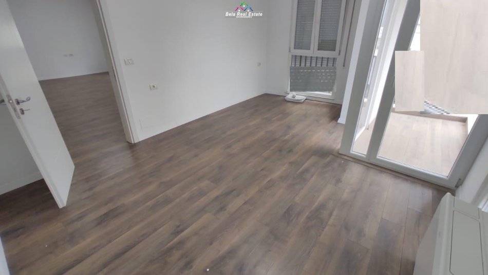 Tirane, jap me qera zyre Kati 2, 94 m² 800 € (komuna e parsit)