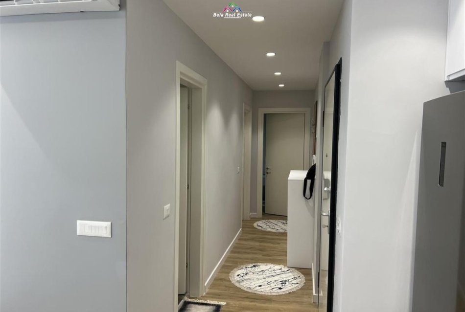 Tirane, jepet me qera apartament 2+1 Kati 5, 105 m² 700 € (Don Bosko)