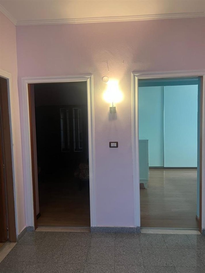 Tirane, shitet apartament 3+1 Kati 1, 140 m² 252.000 € (Vasil Shanto)