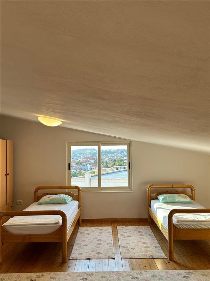 Tirane, jepet me qera apartament 2+1 Kati 6, 110 m² 480 € (FRESKU)