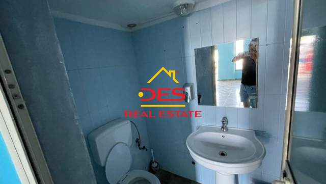 Vlore, jepet me qera dyqan Kati 0, 30 m² 300 Euro (Lungomare Vlore)