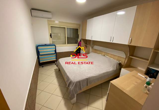Vlore, shitet apartament Kati 1, 56 m² 40.000 Euro (Rruga Hasan Kushta)