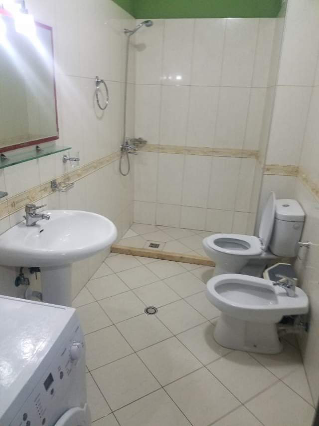 Jepet me qera Apartament 2+1 ne Astir 350 Euro