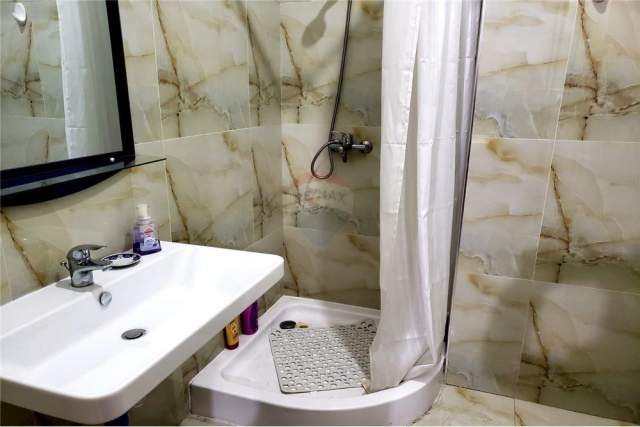 Tirane, jepet me qera apartament 2+1 105 m² 750  (ZOGU I ZI)