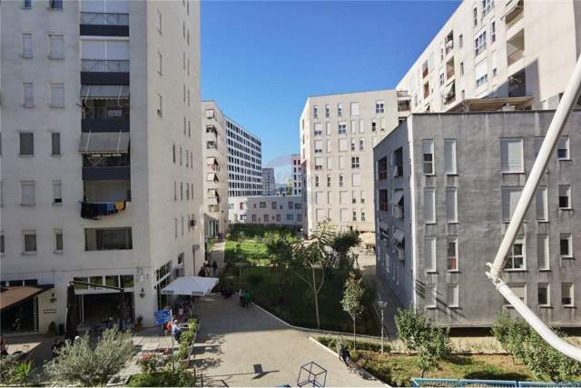 Tirane, shitet apartament 2+1 93 m² 153.000 Euro (21 Dhjetori)