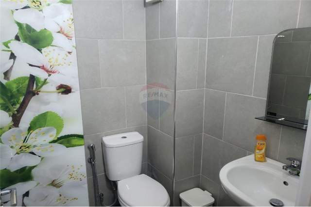 Tirane, shitet apartament 1+1 Kati 8, 38 m² 52.000 Euro (Laprake)