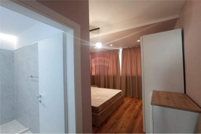 Tirane, shitet apartament 122 m² 195.000 Euro (Muhedin llagani)