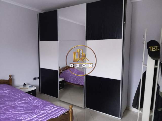 Tirane, jepet me qera apartament 2+1+BLK Kati 6, 100 m² 300 Euro (RRUGA ETHESARIT)