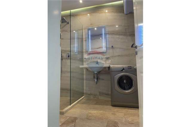 Durres, jepet me qera apartament 1+1+BLK Kati 4, 66 m² 400 Euro (Plazh)