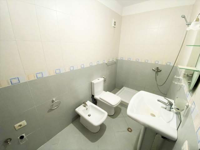 Tirane, shitet apartament 2+1+BLK Kati 5, 105 m² 88.000 Euro (Rruga Shefqet Kuka)