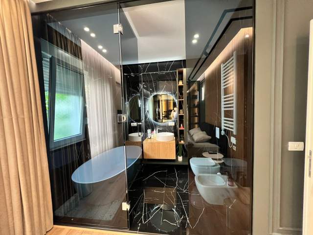 Tirane, shitet apartament 2+1 115 m² 1 Euro (Liqeni i Thate)
