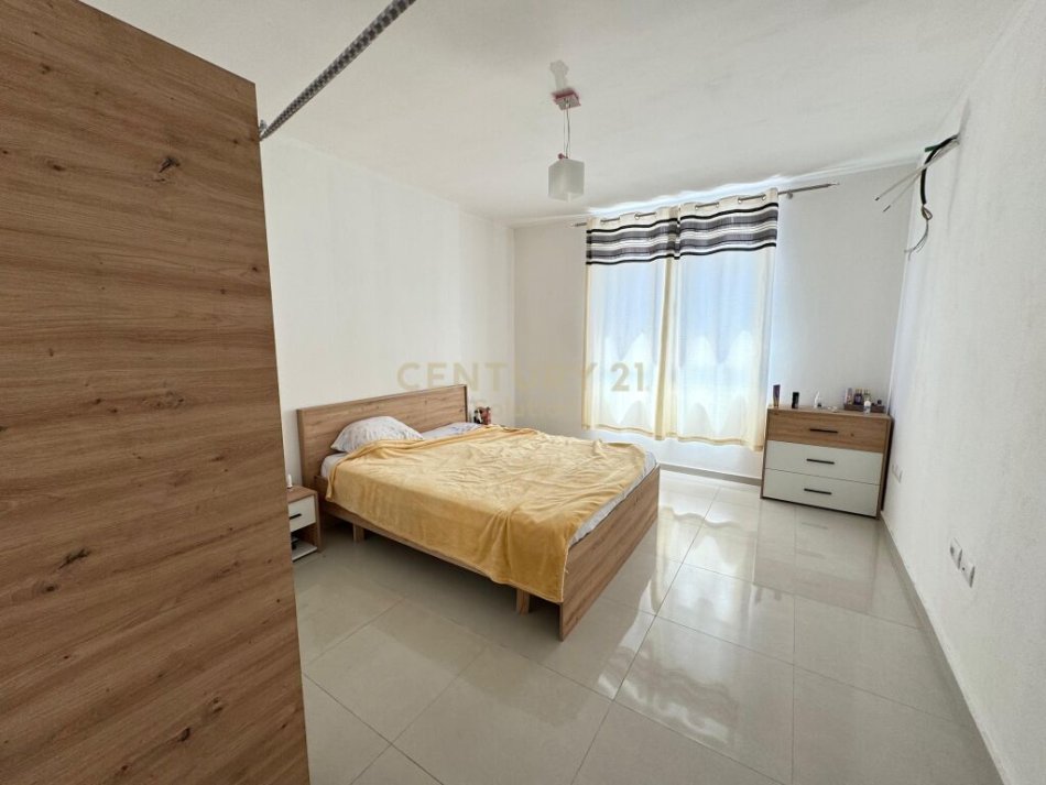 Tirane, jepet me qera apartament 1+1 Kati 2, 78 m² 500 € 