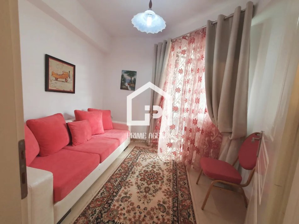 SHITET: Apartament 3+1+ 2 / Zona: POGRADEC