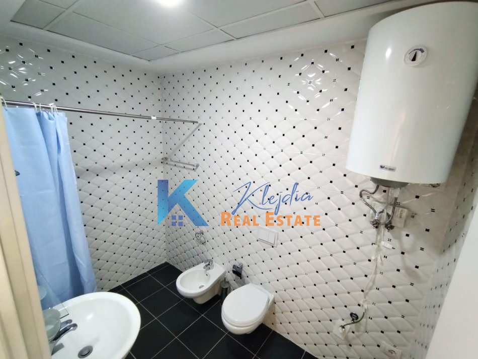 Tirane, jepet me qera apartament 2+1 Kati 3, 90 m² 550 € (Don Bosko, te kompleksi Fiori di Bosko)